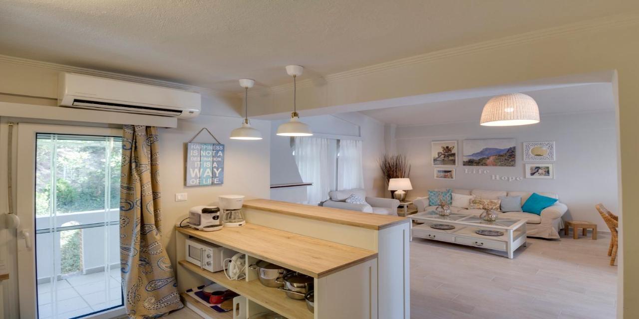 Ekatis Houses In Sani By Halkidiki Villas Екстериор снимка